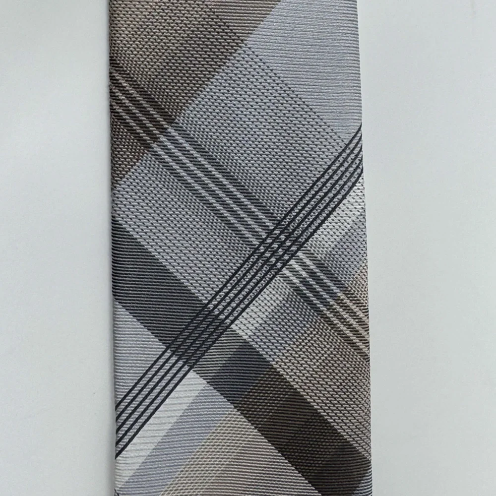 GEOFFREY BEENE 100% SILK‎ Plaid Tie, necktie, preppy, classic, business, office